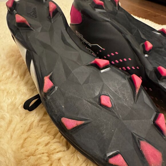Youth Adidas Predator Soccer Cleats - Picture 3 of 6